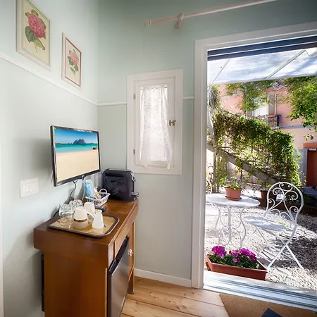 Casa Satta 1925 Pensionat Olbia